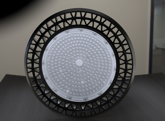 IP66 200W Endüstriyel UFO LED Yüksek Bay Işığı 140Lm/w Verimlilik 60°/90°/110° ışın açısı