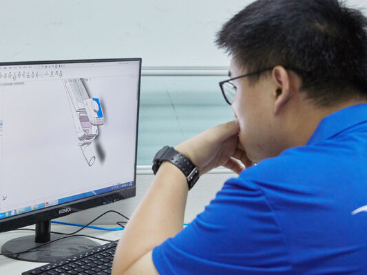 D4 LED Nem Geçirmez Lamba 160LPW, 4W@3SAAT Acil Duruma Hazır Tak ve Çalıştır, Bakım Kolaylığı Sağlar​ Otopark ve Aydınlatma İçin Uygundur