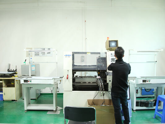 D4 LED Nem geçirmez lamba 160 LPW DIP Gücü / 3CCT / 3 Faz Değişimi 1SKU = 12SKU'ya kadar birçok uygulama için ideal bir çözümdür.