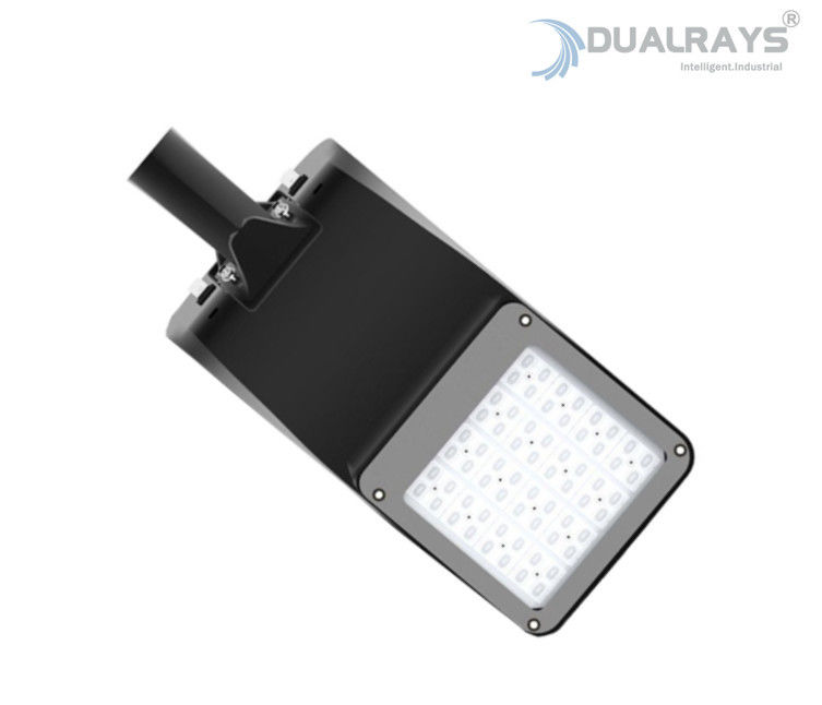 Çok Işın Açısı Dış Mekan Akıllı LED Sokak Lambaları 30W 150LPW IP66 IK10 Denetleyici